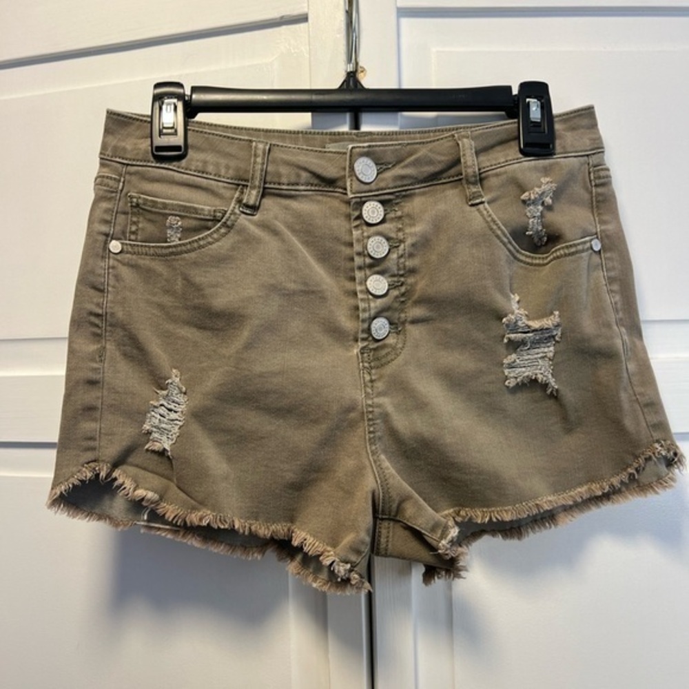 Refuge Distressed Button Fly Jean Shorts Size Women’s 8